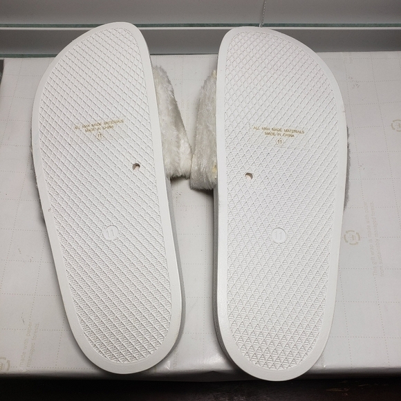J. Adams White Open Toe Backless Fur Slide Sandals - Picture 8 of 9